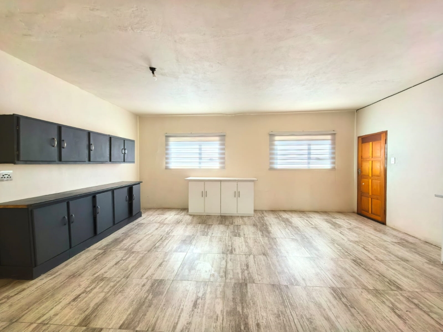 To Let 4 Bedroom Property for Rent in Vaalpark Free State